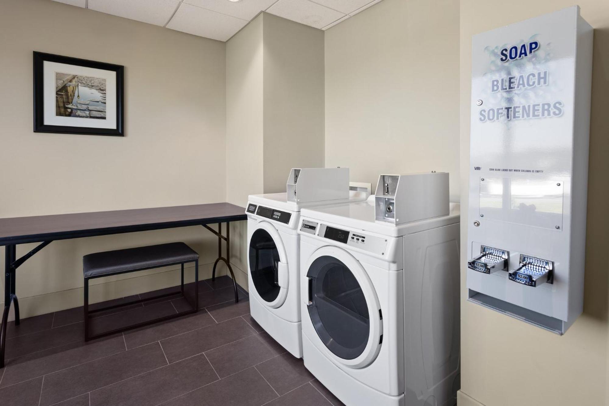 Holiday Inn & Suites - Savannah Airport - Pooler By Ihg Eksteriør bilde