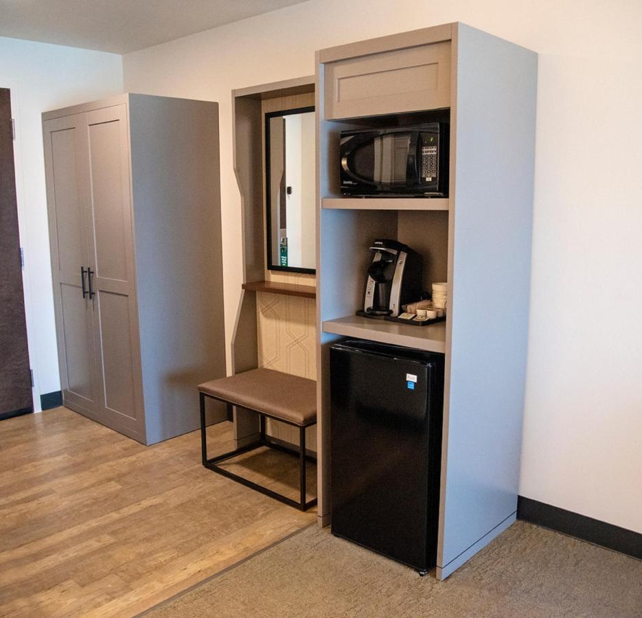 Holiday Inn & Suites - Savannah Airport - Pooler By Ihg Eksteriør bilde