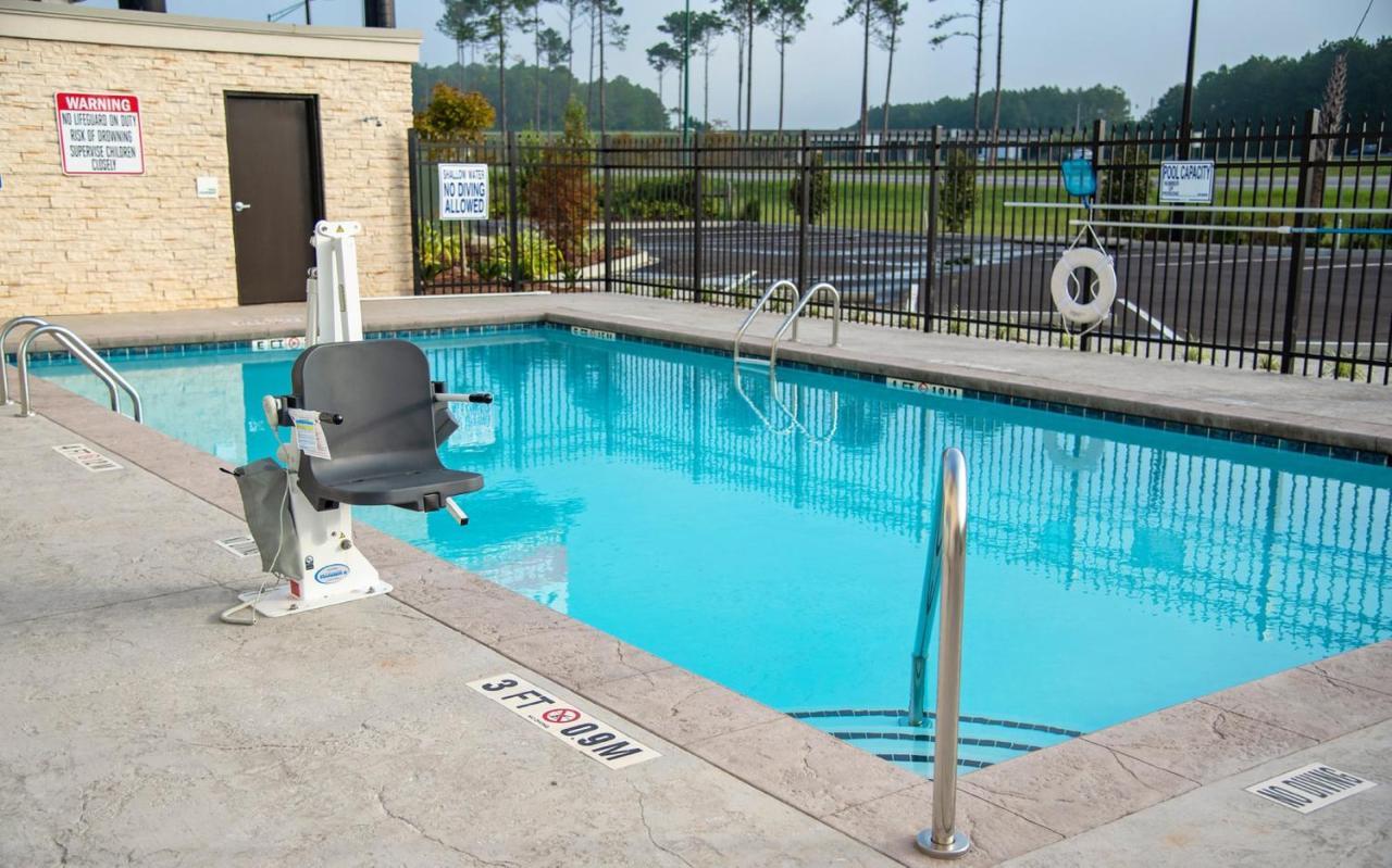 Holiday Inn & Suites - Savannah Airport - Pooler By Ihg Eksteriør bilde
